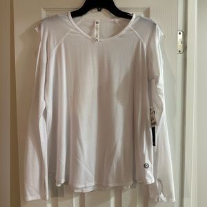 NWT Scorpio Sol White Long Sleeve Workout Top